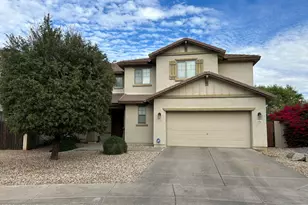 2204 W Alicia Dr, Phoenix, AZ 85041 - Photo 1