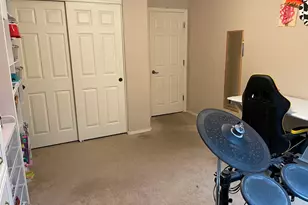 2204 W Alicia Dr, Phoenix, AZ 85041 - Photo 32