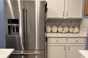 2204 W Alicia Dr, Phoenix, AZ 85041 - Photo 6