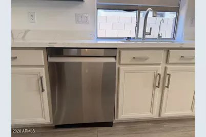 13609 W Lisbon Lane, Surprise, AZ 85379 - Photo 12