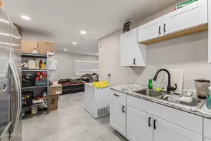 4610 W Indianola Ave, Phoenix, AZ 85031 - Photo 8