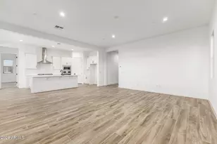 13772 W Morning Vista Dr, Peoria, AZ 85383 - Photo 10