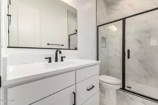 13772 W Morning Vista Dr, Peoria, AZ 85383 - Photo 34