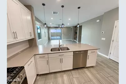 452 S 202nd Lane, Buckeye, AZ 85326 - Photo 18