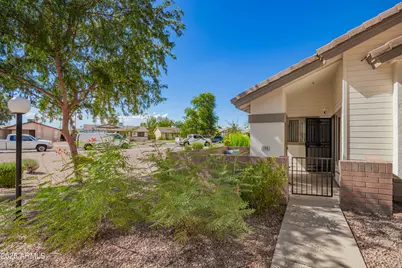 2201 N Comanche Drive #1080, Chandler, AZ 85224 - Photo 2
