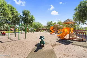 10226 E Lakeview Ave, Mesa, AZ 85209 - Photo 46