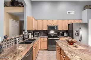 14912 W Lamoille Dr, Surprise, AZ 85374 - Photo 16