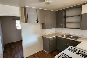 8749 N 30th Ave, Phoenix, AZ 85051 - Photo 4