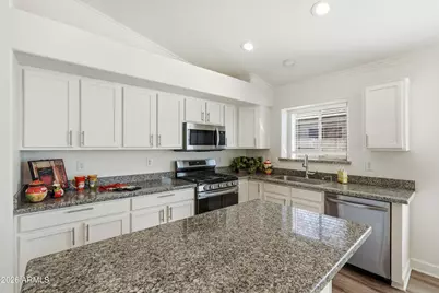 7823 E Osage Avenue, Mesa, AZ 85212 - Photo 4