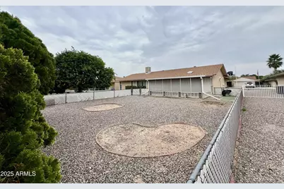 10014 W Oak Ridge Drive, Sun City, AZ 85351 - Photo 24