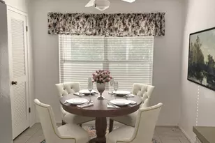 10014 W Oak Ridge Dr, Sun City, AZ 85351 - Photo 10