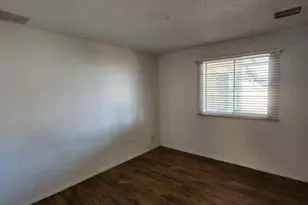 2532 W Columbine Dr, Phoenix, AZ 85029 - Photo 8