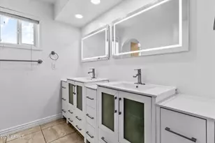 4537 W Park Pl, Glendale, AZ 85306 - Photo 16