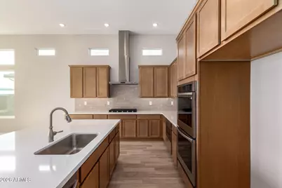 13647 W Crabapple Drive, Peoria, AZ 85383 - Photo 6