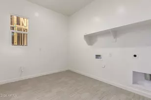 13647 W Crabapple Dr, Peoria, AZ 85383 - Photo 30