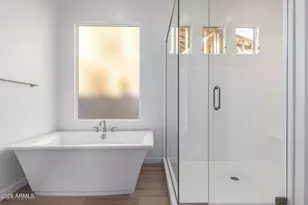 13647 W Crabapple Dr, Peoria, AZ 85383 - Photo 18