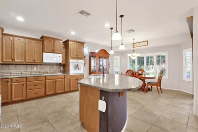 42670 W Kingfisher Drive, Maricopa, AZ 85138 - Photo 2