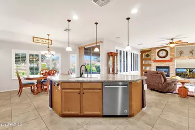 42670 W Kingfisher Drive, Maricopa, AZ 85138 - Photo 4