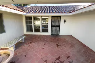 9703 W Spanish Moss Ln, Sun City, AZ 85373 - Photo 6