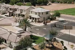 1203 E Spruce Dr, Chandler, AZ 85286 - Photo 46