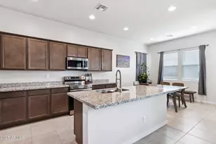 1203 E Spruce Dr, Chandler, AZ 85286 - Photo 4