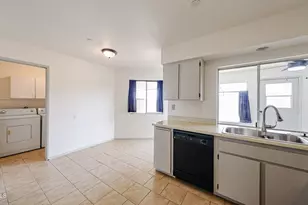 13669 N Newcastle Dr, Sun City, AZ 85351 - Photo 8