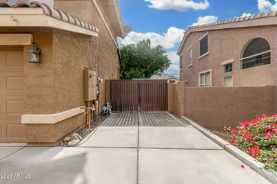 7043 W Jackrabbit Lane, Peoria, AZ 85383 - Photo 8