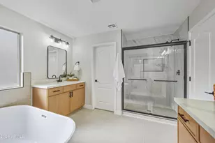 4021 S Dewdrop Ct, Gilbert, AZ 85297 - Photo 12