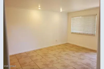 3445 N 36th Street #39, Phoenix, AZ 85018 - Photo 2