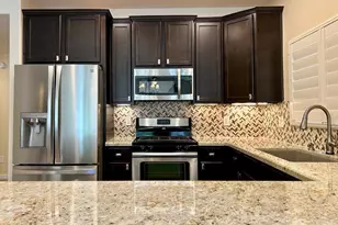 5350 E Deer Valley Dr, Phoenix, AZ 85054 - Photo 2