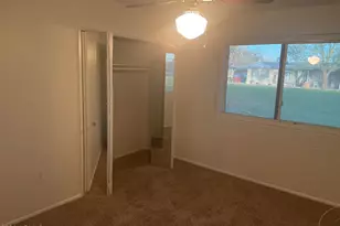 10436 W Deanne Dr, Sun City, AZ 85351 - Photo 14