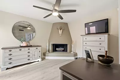 7756 E San Miguel Avenue, Scottsdale, AZ 85250 - Photo 10