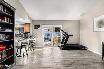 915 W Diamond Drive, Tempe, AZ 85283 - Photo 10