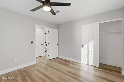 19048 N 37th Place, Phoenix, AZ 85050 - Photo 36