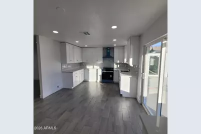 3609 W Denton Lane, Phoenix, AZ 85019 - Photo 8