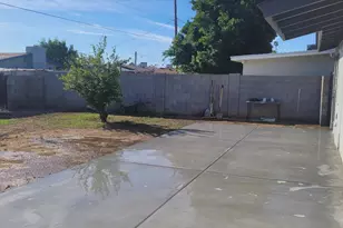 3609 W Denton Ln, Phoenix, AZ 85019 - Photo 30