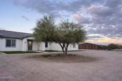 30924 W Pleasant Lane, Buckeye, AZ 85326 - Photo 2