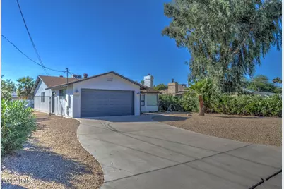 3022 N 34th Place, Phoenix, AZ 85018 - Photo 2