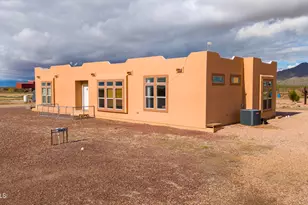 46109 W J-1 Ranch Rd, Wickenburg, AZ 85390 - Photo 4