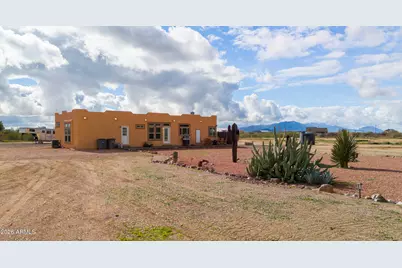 46109 W J-1 Ranch Road, Wickenburg, AZ 85390 - Photo 2