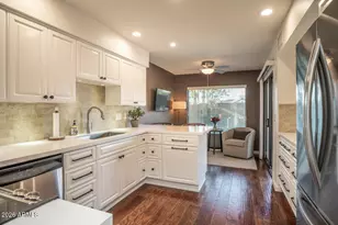 9220 N 100th Pl, Scottsdale, AZ 85258 - Photo 10