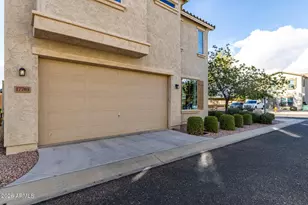 17769 W Woodrow Ln, Surprise, AZ 85388 - Photo 30