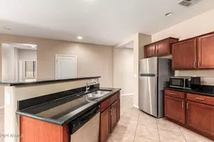 4706 S Twinleaf Dr, Gilbert, AZ 85297 - Photo 8