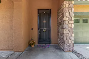 4706 S Twinleaf Dr, Gilbert, AZ 85297 - Photo 4