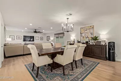 11826 N 38th Place, Phoenix, AZ 85028 - Photo 10