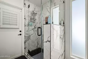 11826 N 38th Pl, Phoenix, AZ 85028 - Photo 20