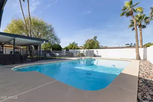 11826 N 38th Pl, Phoenix, AZ 85028 - Photo 34