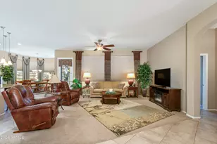 17917 N Canal Dr, Surprise, AZ 85374 - Photo 8