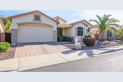 17917 N Canal Drive, Surprise, AZ 85374 - Photo 4