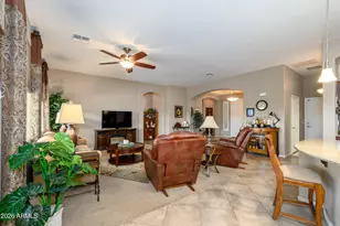 17917 N Canal Dr, Surprise, AZ 85374 - Photo 14